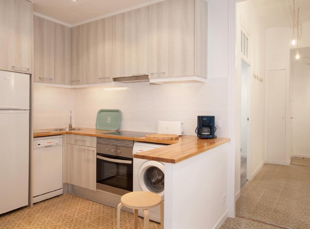 Napoles - Modernist Flat Close To Sagrada Familia Barcelona Zewnętrze zdjęcie