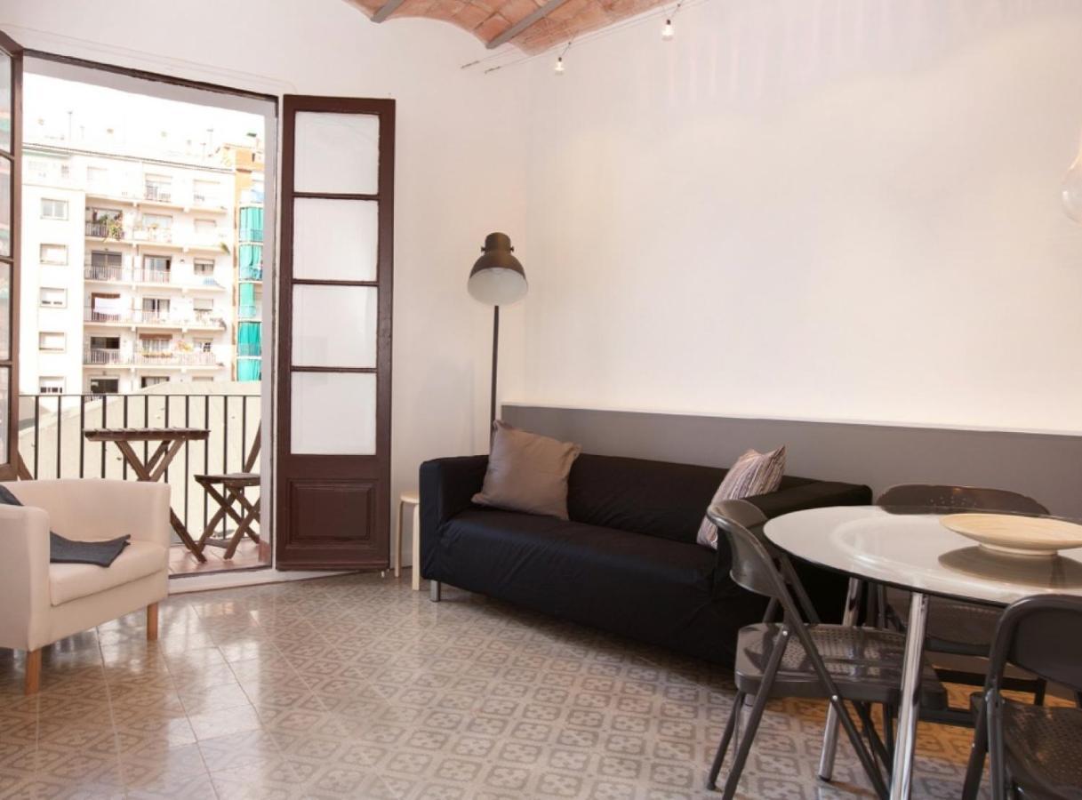 Napoles - Modernist Flat Close To Sagrada Familia Barcelona Zewnętrze zdjęcie