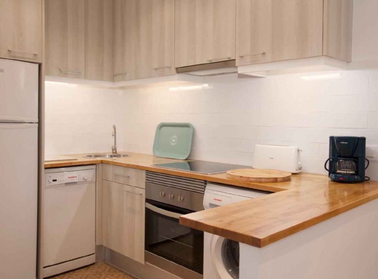 Napoles - Modernist Flat Close To Sagrada Familia Barcelona Zewnętrze zdjęcie